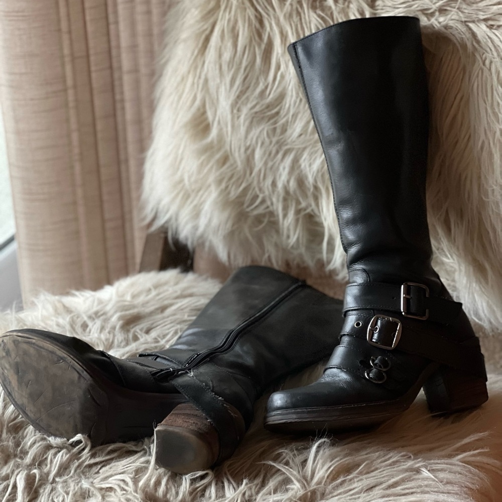 Womens boots, sz 8, Matisse, Black Friday $49! One Day Only! Lowest price ever!